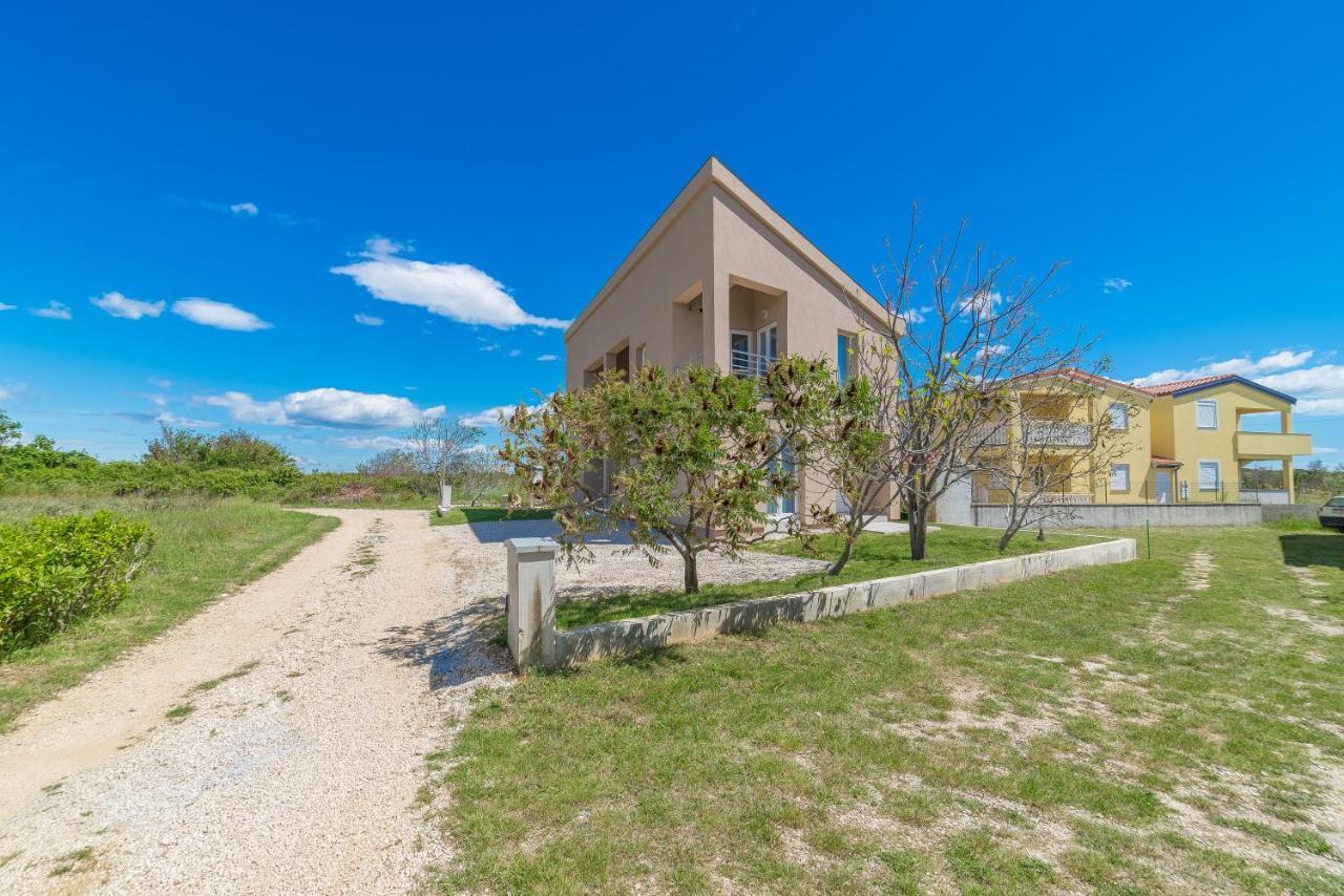 Apartments Enona Nin Εξωτερικό φωτογραφία